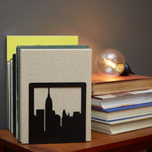 Load image into Gallery viewer, NYC Skyline Bookends
